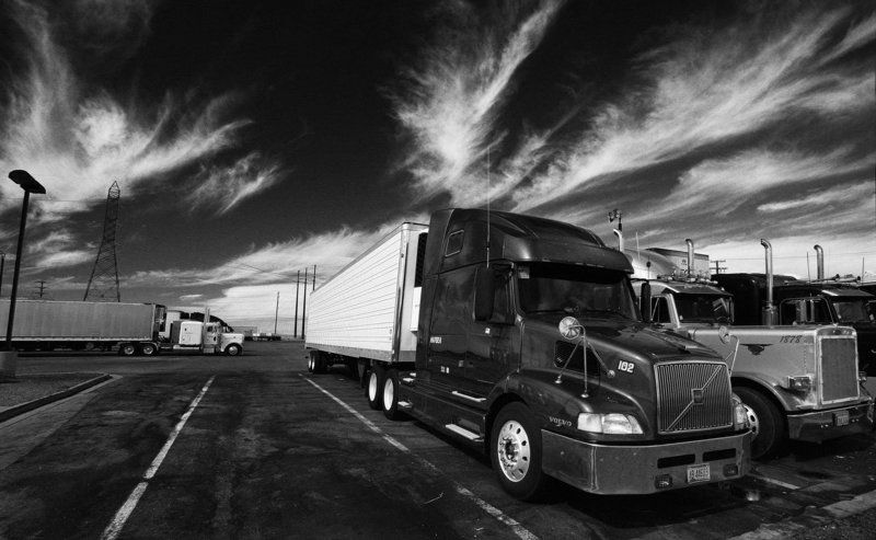 Trucks фото превью