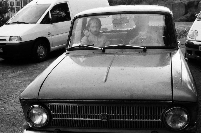 девочка, дедушка, машина Пока! фото превью