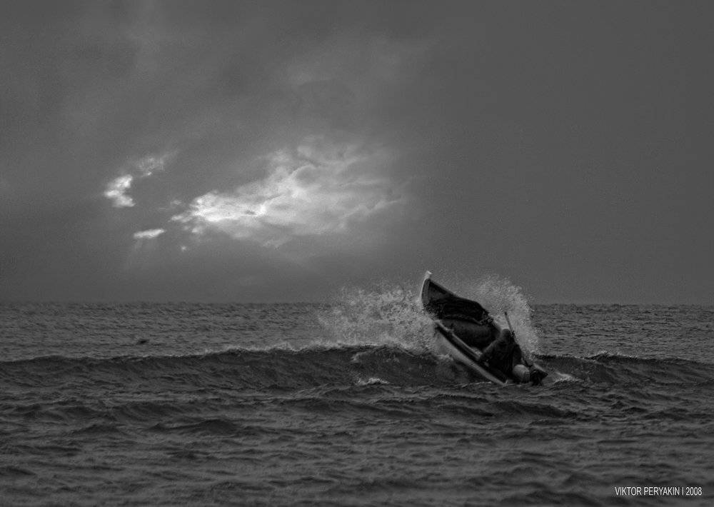 черногория, рыбаки, лодка, волна, смелость, Виктор Перякин