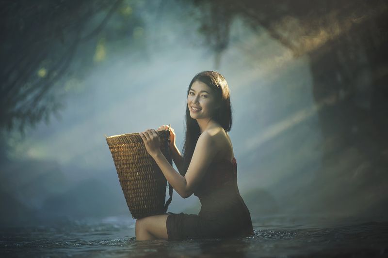 Asia, Asian, Beautiful, Girl, Holiday, Light, River, Thai, Thailand, Water, Waterfall, Woman Asian girl take a bath in river фото превью