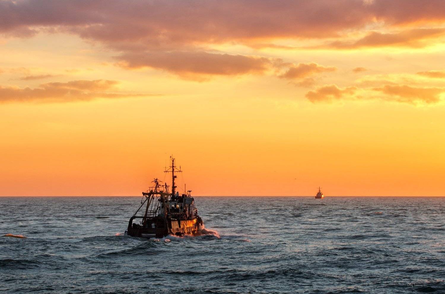 Балтика, Закат Вечер, Море/, Рыбаки, Судно, Траулер, Олег Иванов