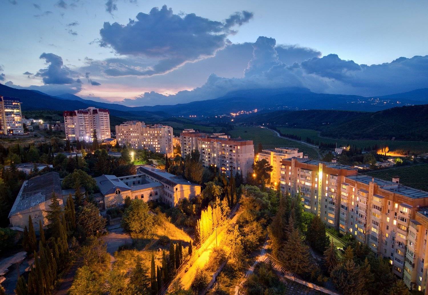 горы, закат, urban exploration, алушта, крым, ночь, двор, hdr, Голубев Алексей