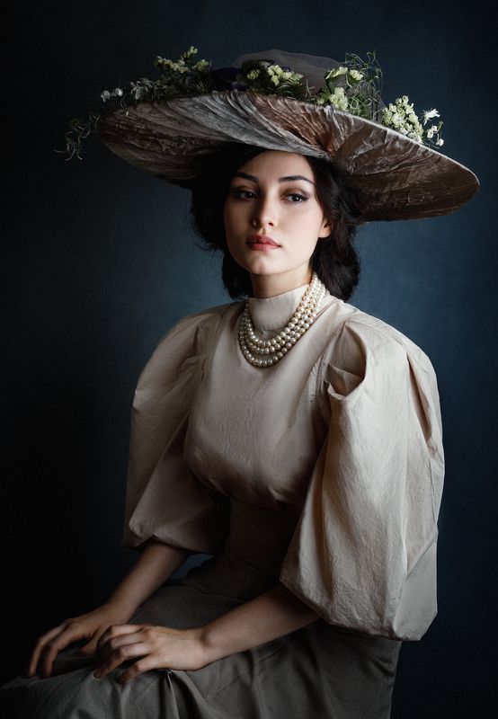 портрет , жанр, лицо, женщина, лица35, печать, цвет, шляпа, загадочная Anna фото превью