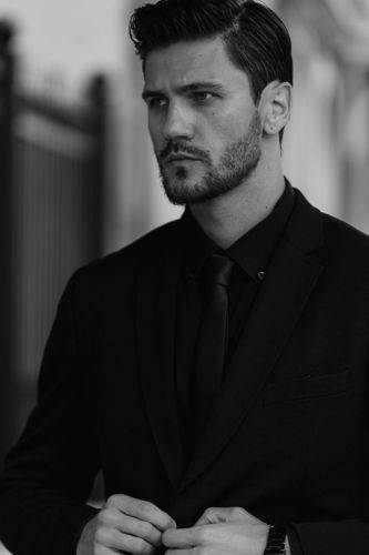 мужской портрет