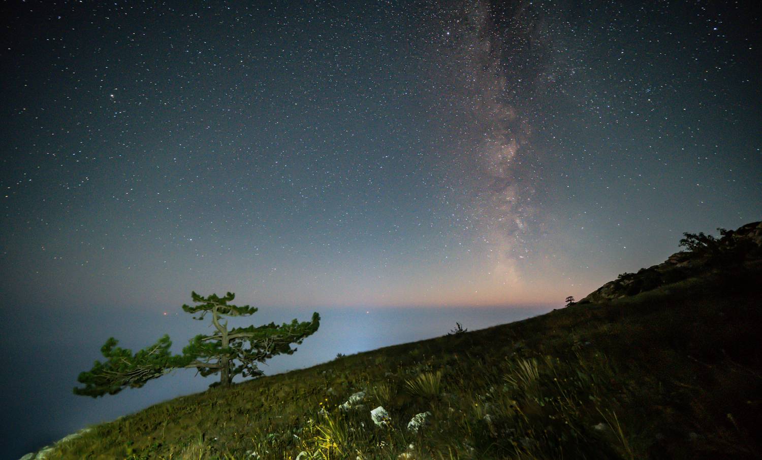 Россия, Крым, плато Ай-Петри, Млечный путь, звёздное небо, Чёрное море, , Юрий Гаврилов