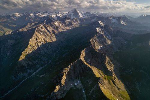Вид на пик Каракол