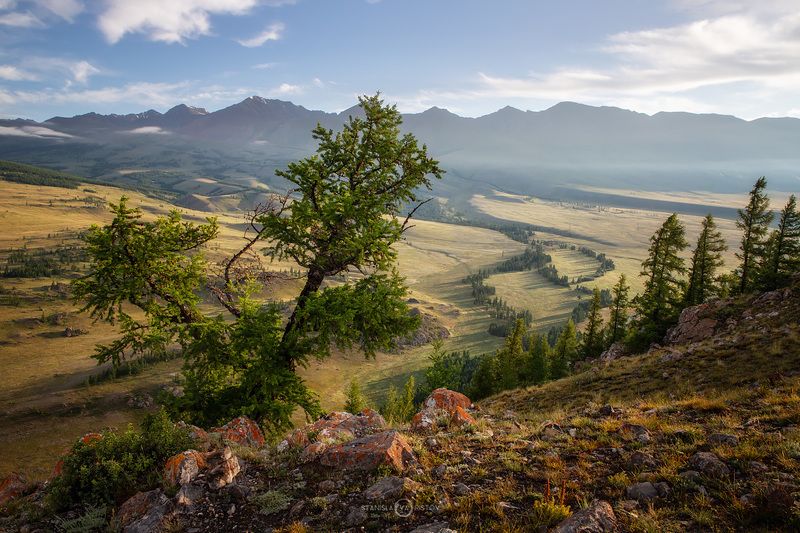 Где-то на краю фото превью