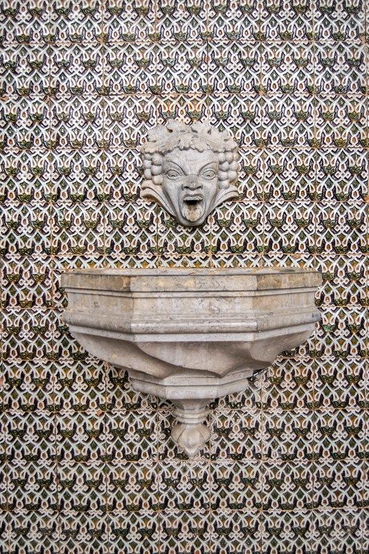 City, Old architecture, tiles Cascais - Portugal фото превью