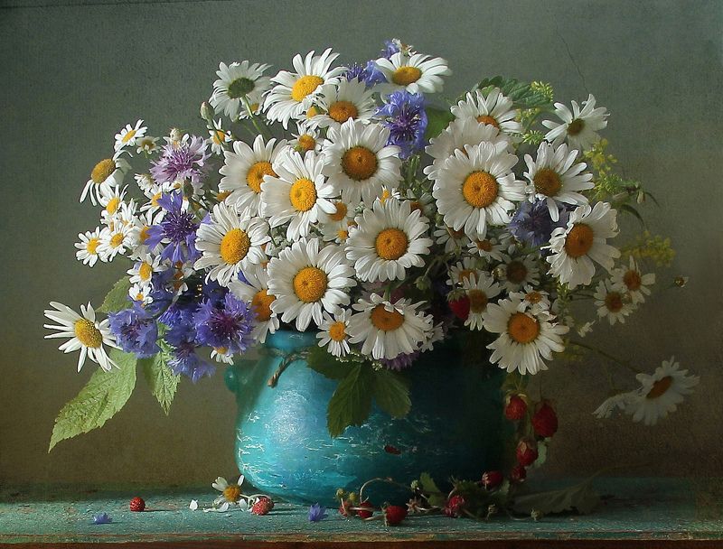 натюрморт, цветы, полевые цветы, лето, марина филатова, ромашки Знакомые с детства родные ромашки фото превью