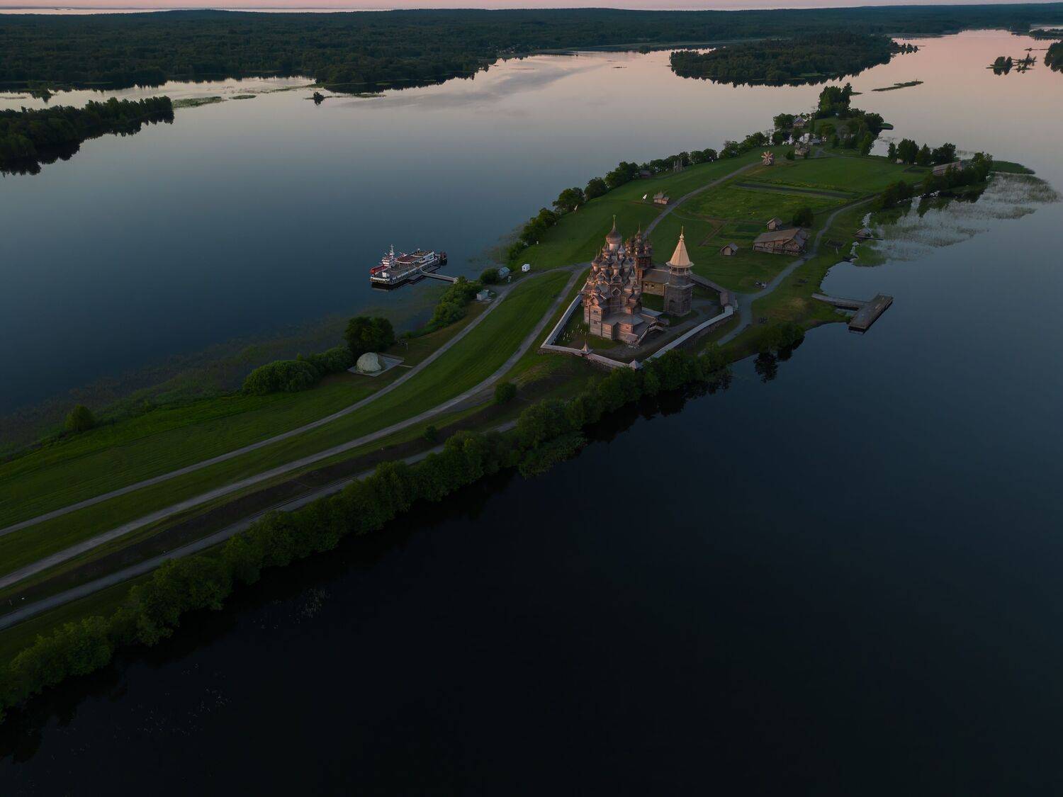 , Илья Марченко