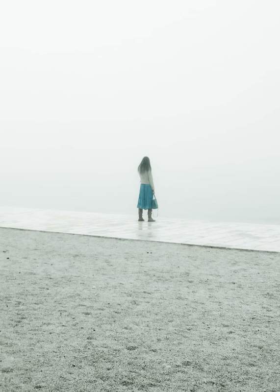 Empty фото превью