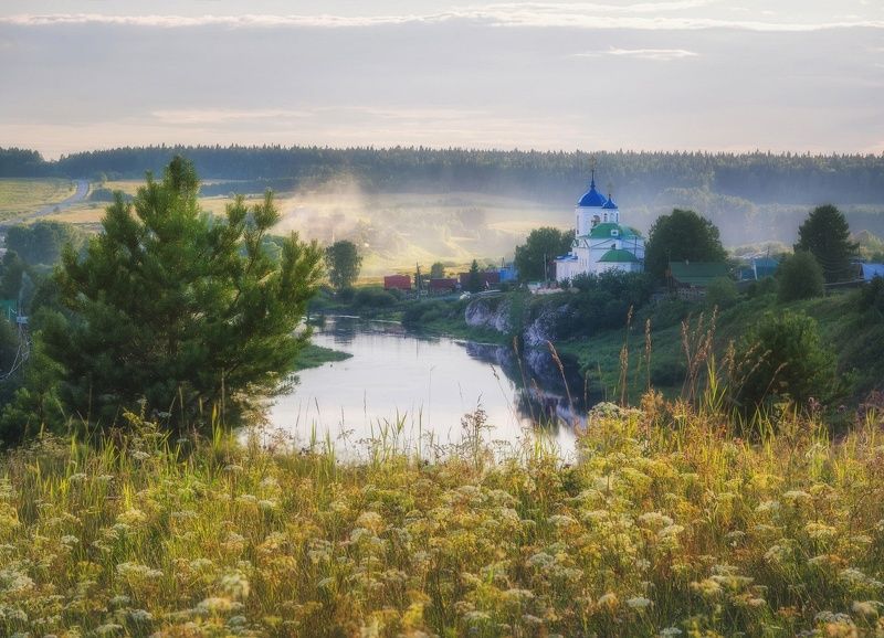 Живописный вид на село Слобода фото превью