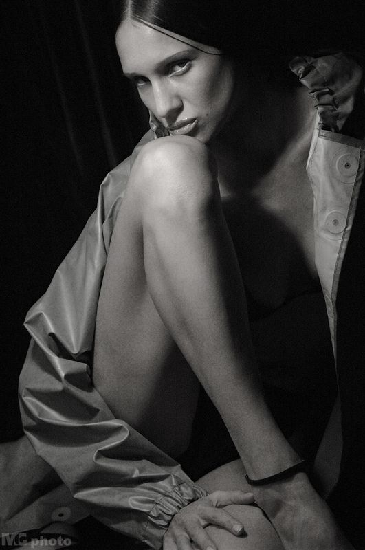 Hella #04 фото превью