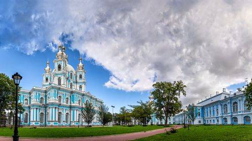 Воскресенский Смольный собор