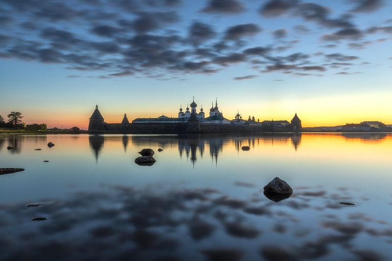 Медленно погружаясь в ночь. фото превью