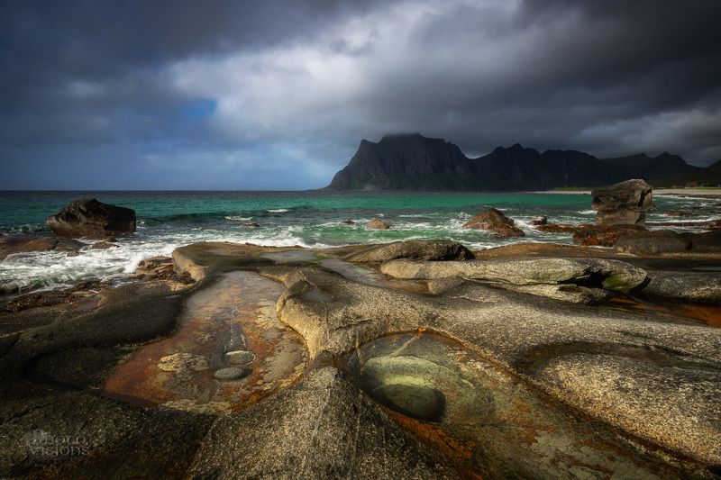 uttakleiv,lofoten,norway,beach,sea,shoreline,mountains,summertime, Uttakleiv Beauty фото превью
