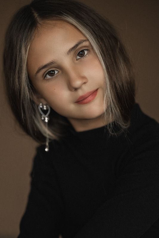 девочка, портрет, фотосессия, girl, young, portrait, творческий портрет, детский портрет, young girl, дети, children, детская фотография, детская фотосессия, постановка, постановочная фотография, girl portrait, фотопроект, fine art Вика фото превью