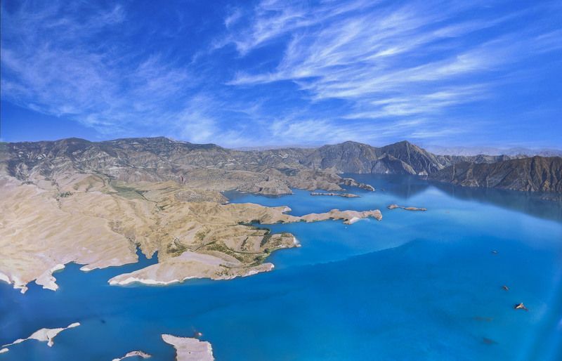 Красивый Таджикистан… Рукотворное Нурекское море с высоты птичьего полета. Нурек.Дангара. Таджикистан фото превью