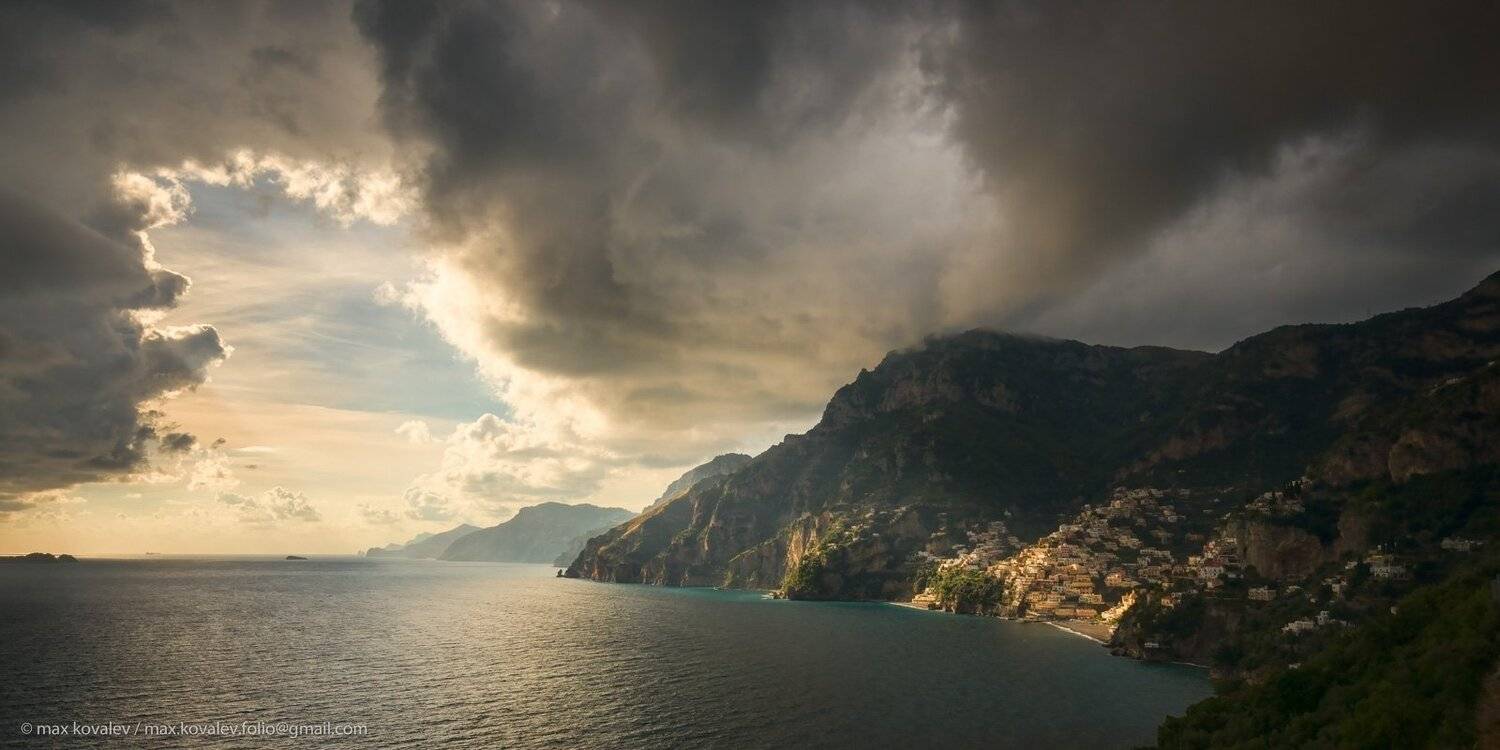 Europe, HDR, Italy, Positano, autumn, cloud, cloudy, coast, contrast, forest, horizon, mountain, ray, rock, sea, slope, sunny, town, Европа, Италия, Позитано, берег моря, гора, горизонт, город, городок, контраст, лес, луч, море, облако, облачно, осень, по, Максим Ковалёв