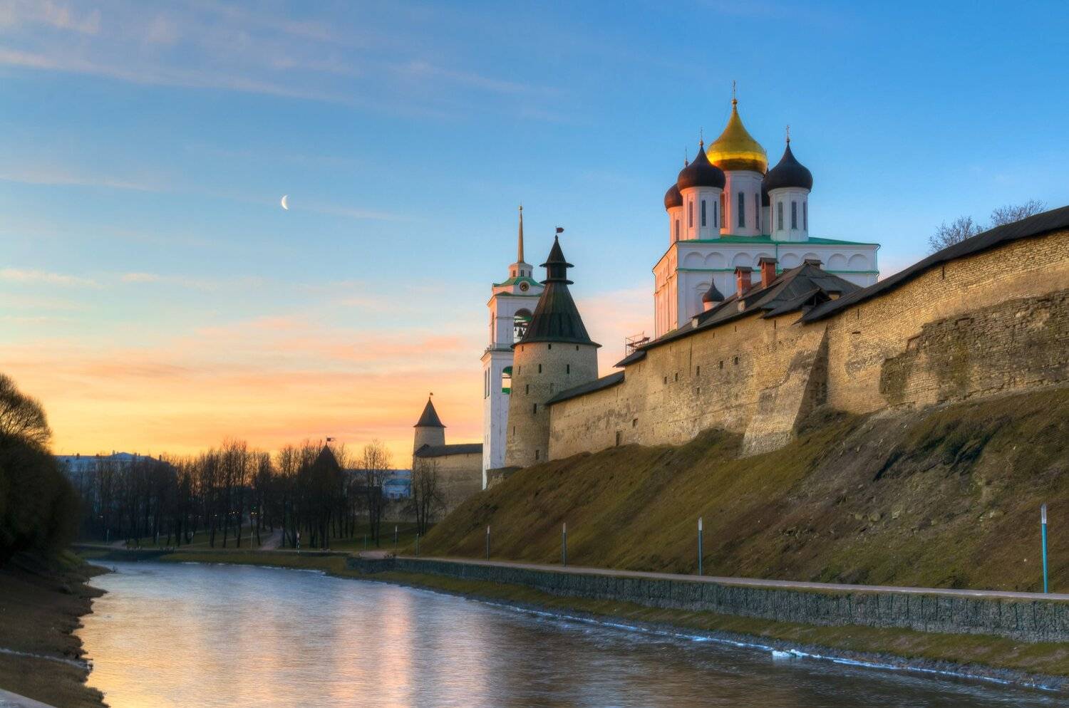 псков набережная кремль история крепость собор ночь река, Мержанов Дима