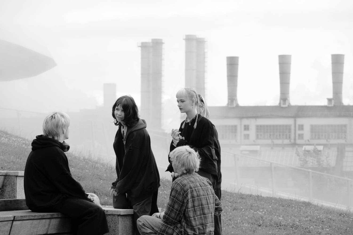 неформалы, прислушиваться, трубы, туман, Зарядье, Москва, когда внезапно возникает еще неясный голос труб, Дмитрий Ткаченко