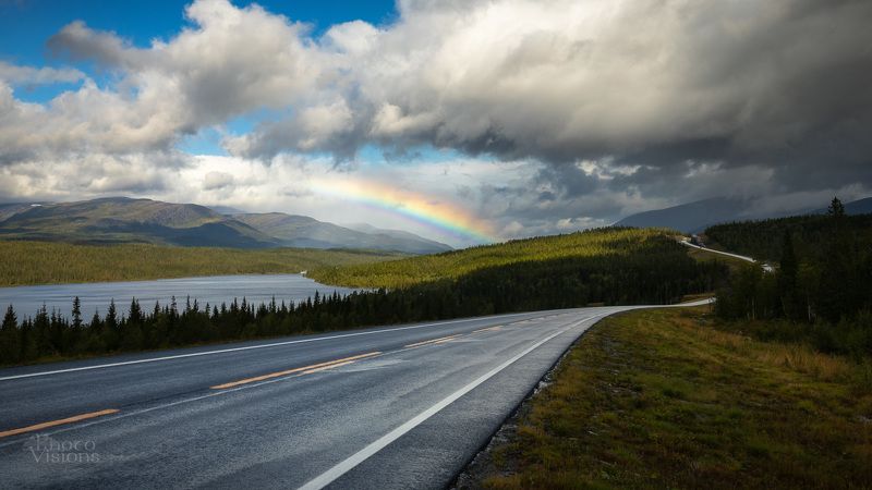 norway,northern,landscape,mountains,rainbow,roadside Traveling North.. фото превью