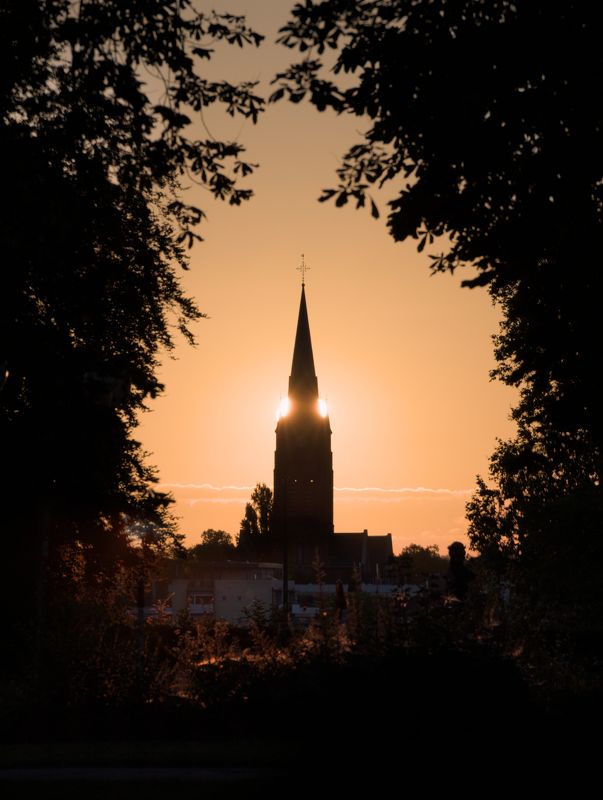 рассвет, город, архитектура, собор, церковь, духрвность, скрепы, sunrise, утро, morning, city, cityscape, architecture, landscape, kirche, church, tower Рассвет над церковью фото превью
