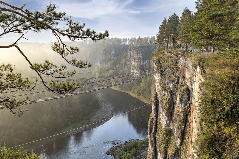 рассвет, скалы,река,туман,подвесной мост Рассвет на реке АЙ. фото превью