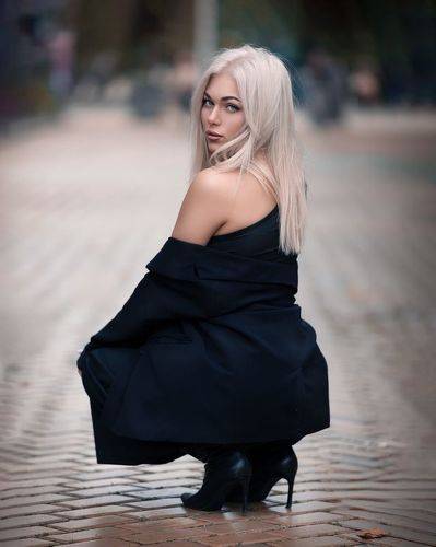 Девушка