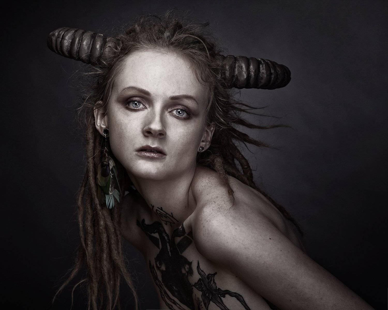 демон, рога, портрет, дреды, Шипов Олег