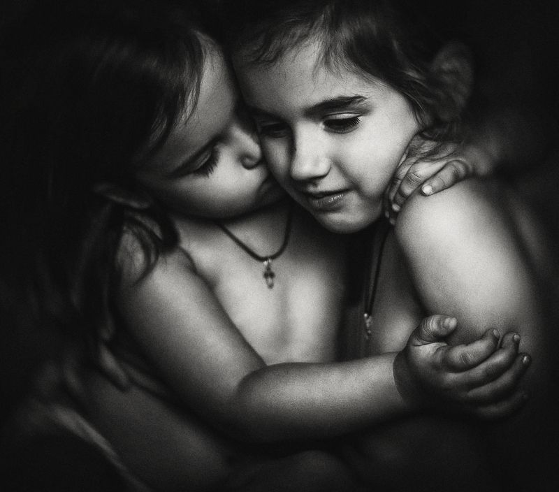 Сестры фото превью