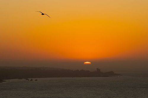Восход Священного Светила в сентябре.