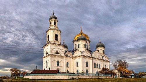 По дороге к Храму