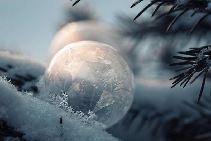 Замерзающий мыльный пузырь фото превью