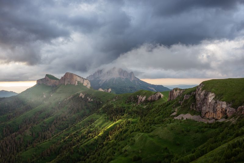Сквозь тучи фото превью