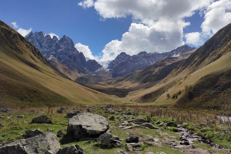 Горный массив Чаухи. Грузия. фото превью