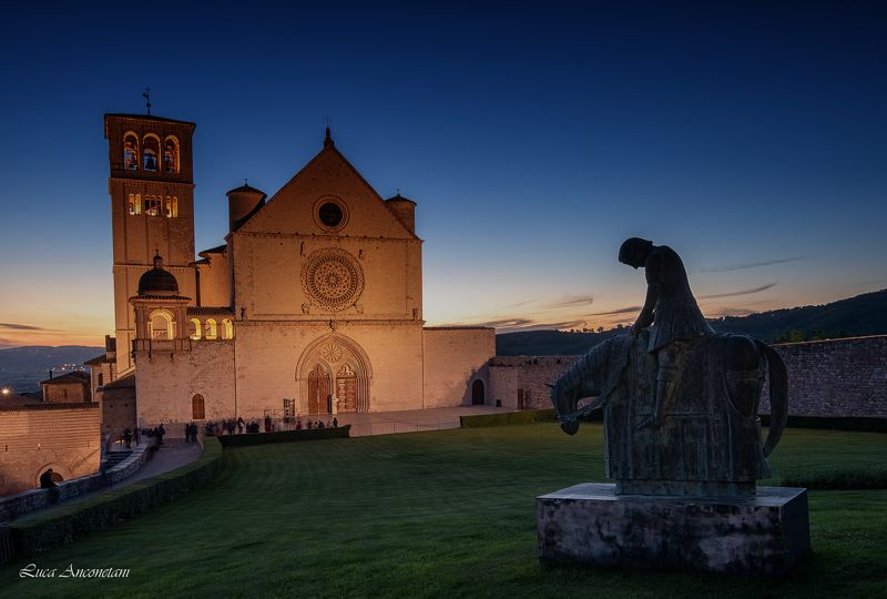 Assisi фото превью