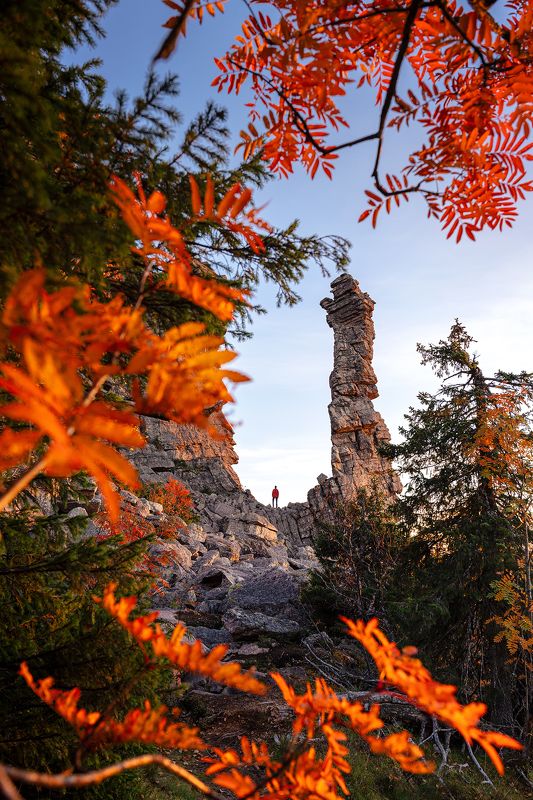 Охваченный пламенем фото превью