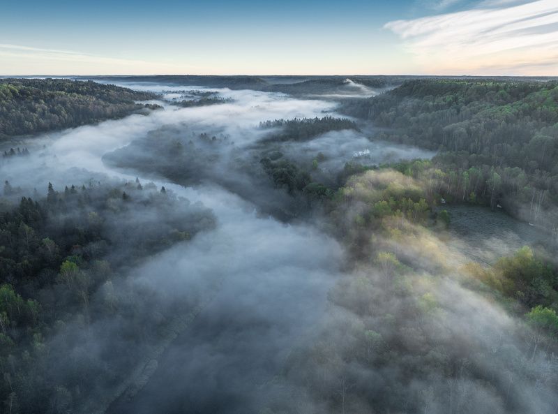 Холодное осенее утро фото превью
