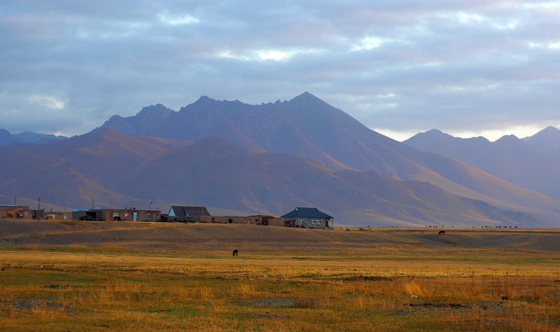 Утро в горах фото превью