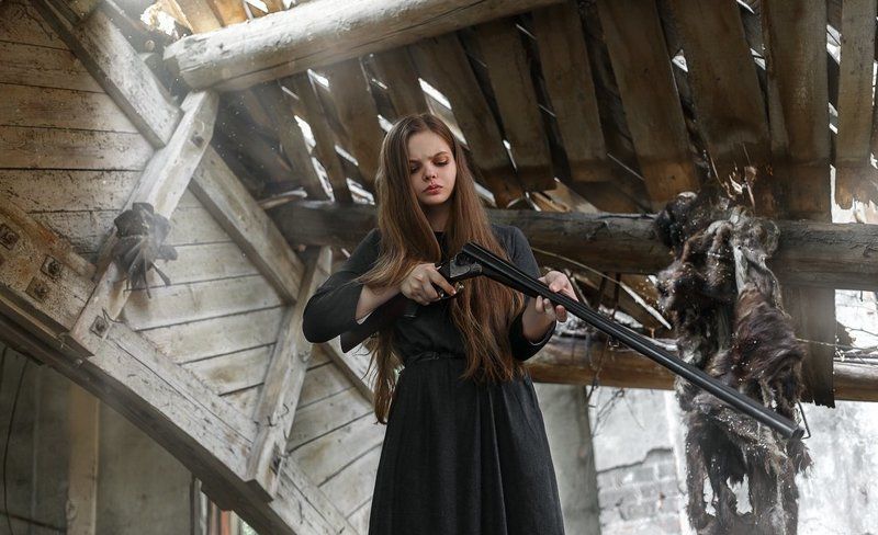 портрет, фильм,девушка Одна дома фото превью