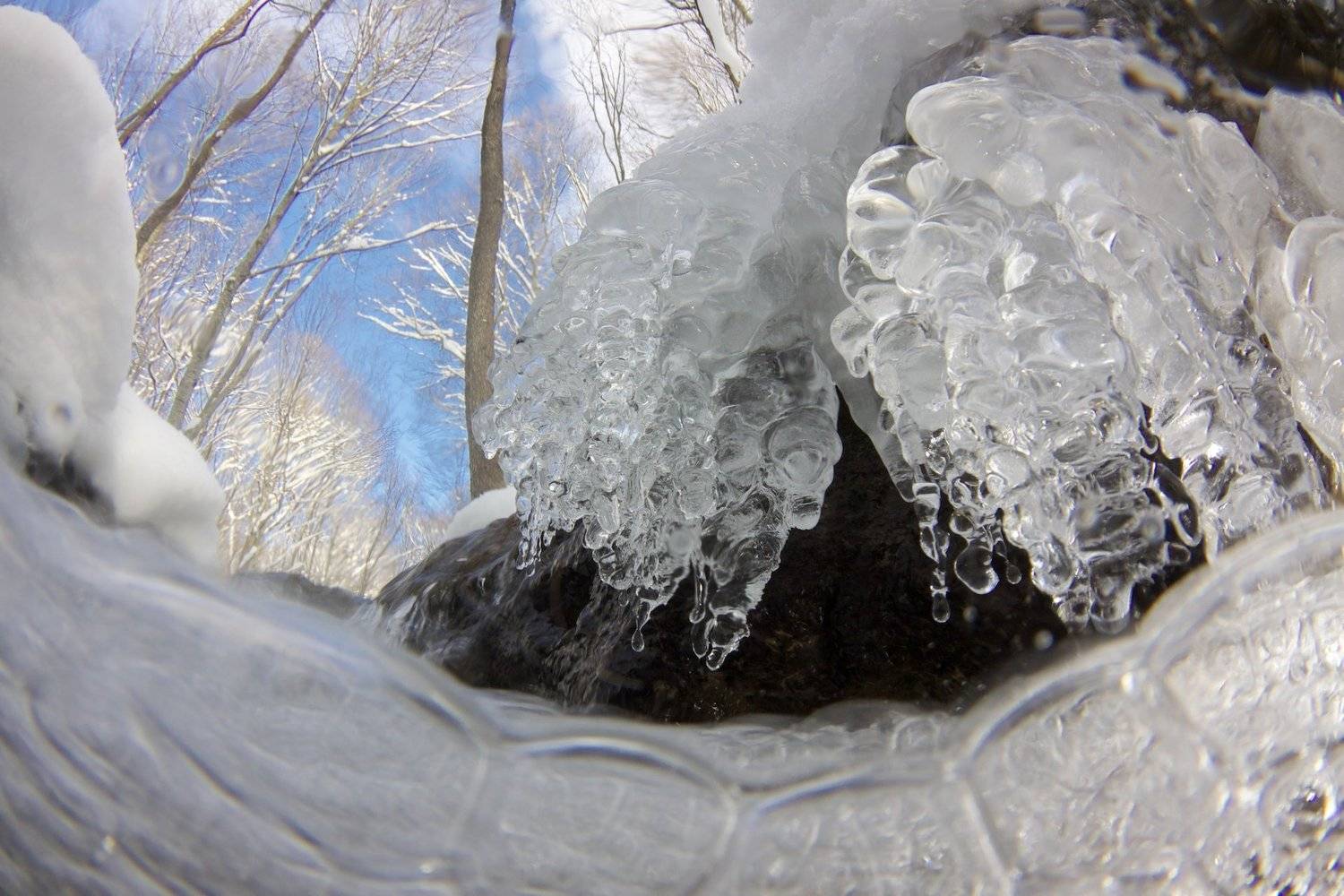 Горы, Зима, Кавказ, Лед, Полуподводная съемка, Река, Никифоров Егор