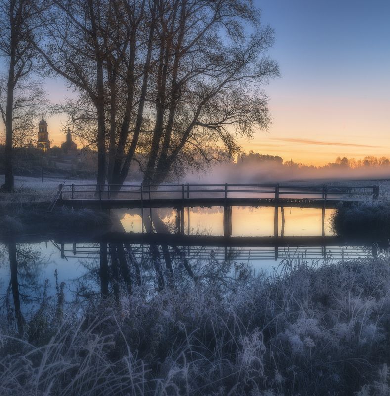 Утренние сумерки на реке Белая фото превью