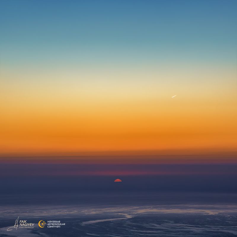 Восход над Каспием фото превью