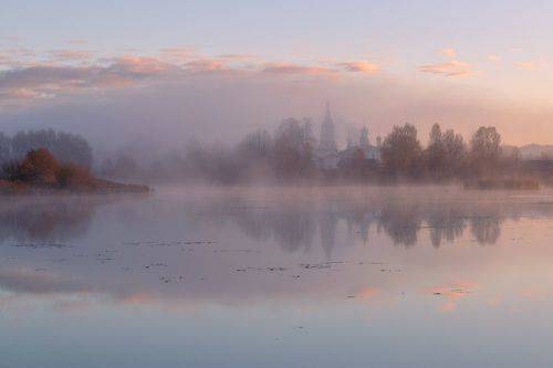 Тихое туманное утро