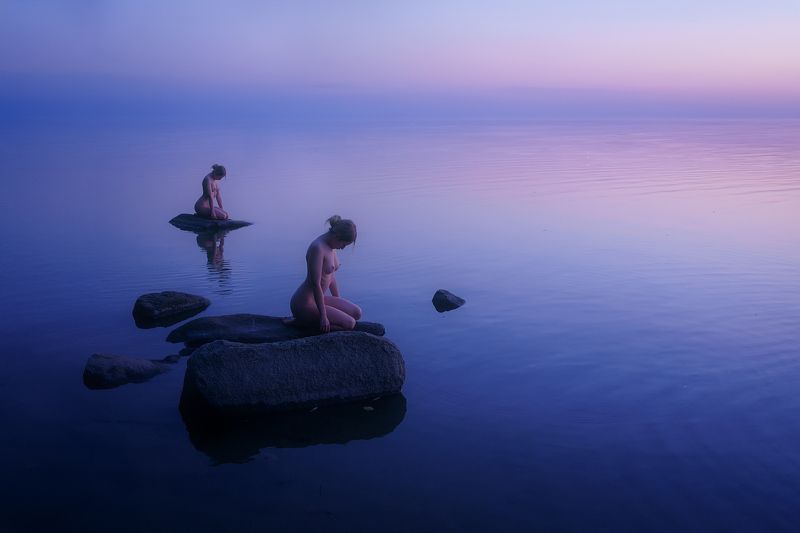 nude art girl Reflections фото превью