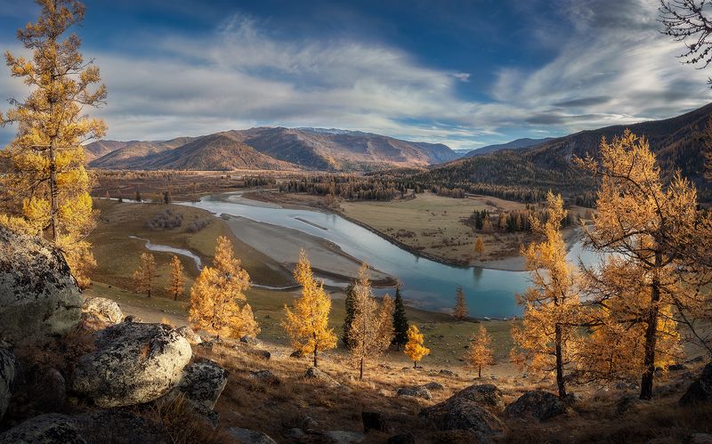 Яркая Алтайская осень фото превью