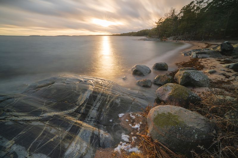 длинная выдержка, балтийское море, скалы, камни Перед закатом фото превью