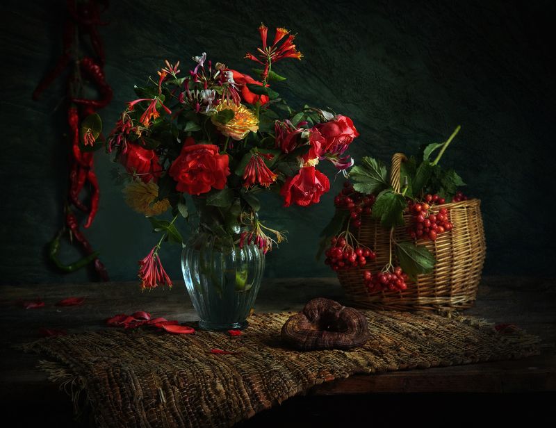 Красные цветы фото превью