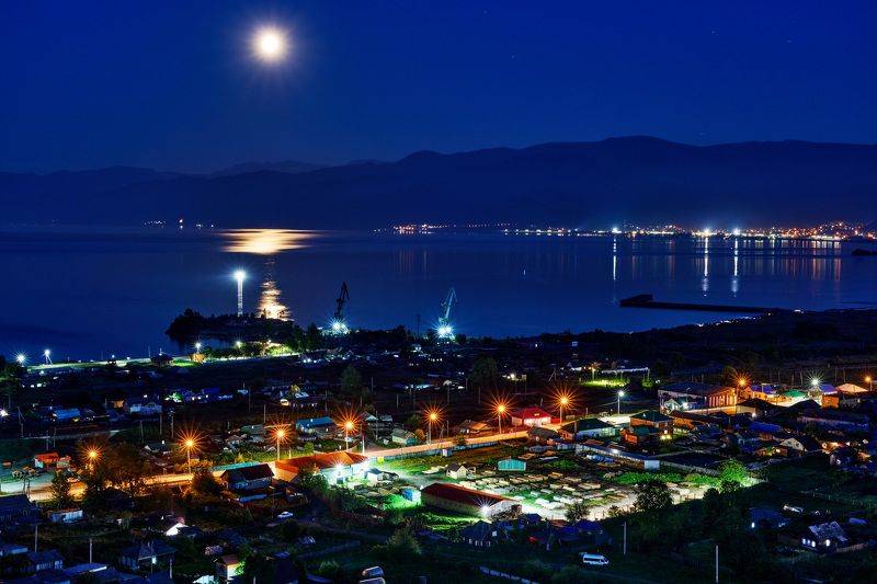 Вид при Луне фото превью